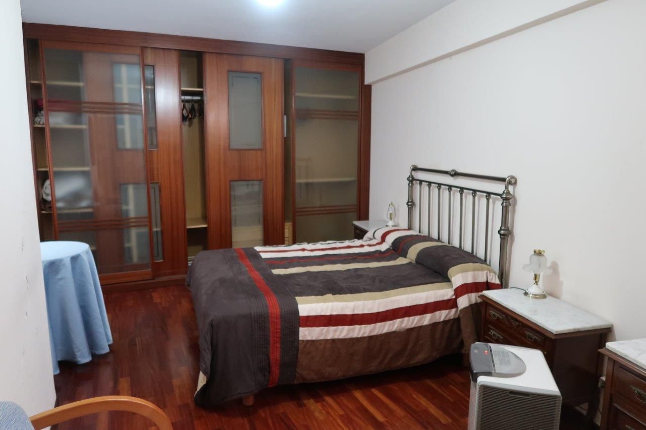 Bedroom of Flat to rent in A Coruña Capital   with Parquet flooring, Terrace and Furnished