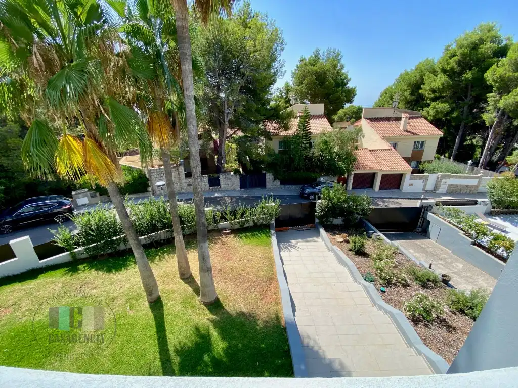 Casa o chalet en venta en Montornés - Las Palmas - El Refugio