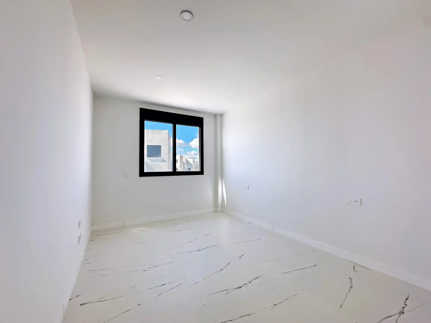 Bedroom of Attic for sale in Casares  with Air Conditioner, Terrace and Storage room