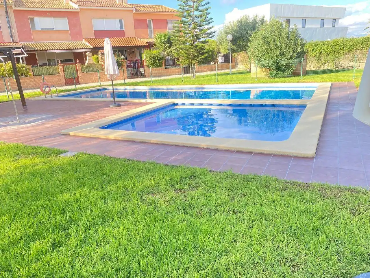 Adossat amb piscina en venda a Pedanías Oeste
