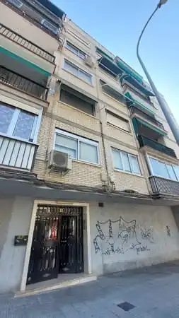 Piso en venta en Av Roma, Ciudad 70