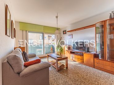 Wohnung mit Balkon zum Verkauf in Nord-oest