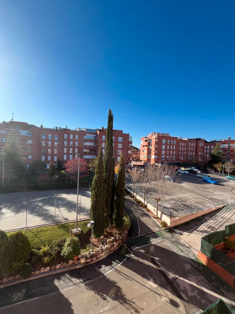 Exterior view of Flat for sale in Arganda del Rey  with Air Conditioner, Heating and Parquet flooring