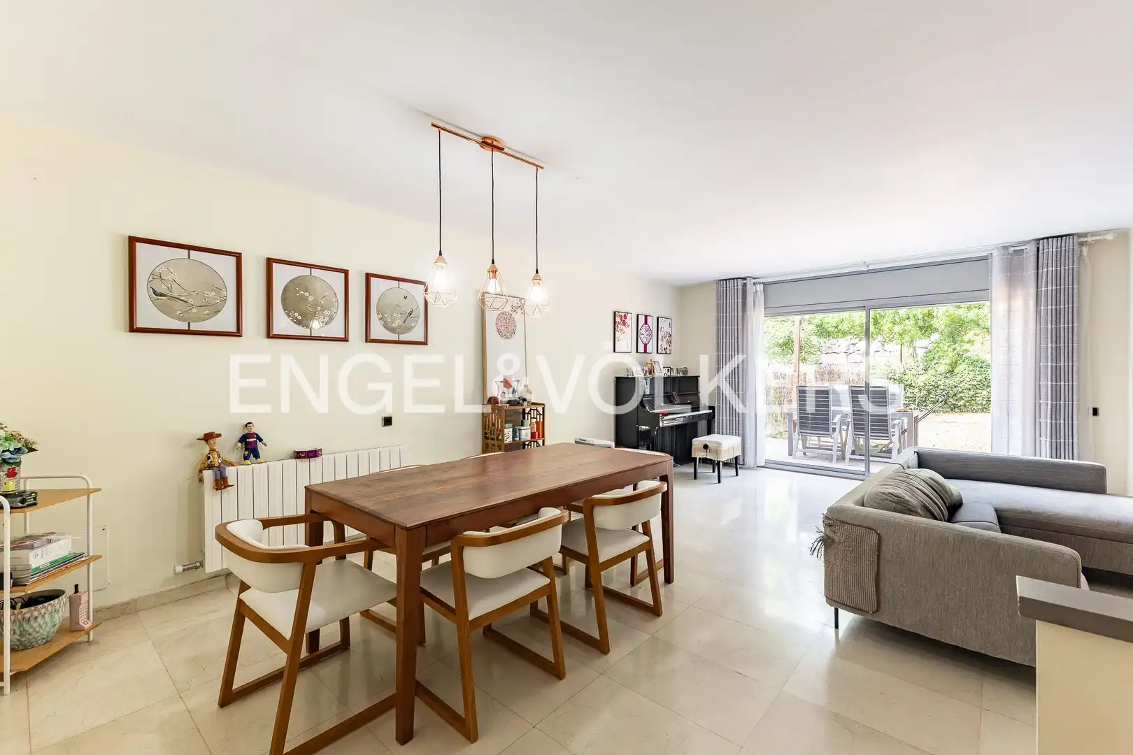 Comedor de Casa adosada en venta en Cabrils con Calefacción, Jardín privado y Terraza