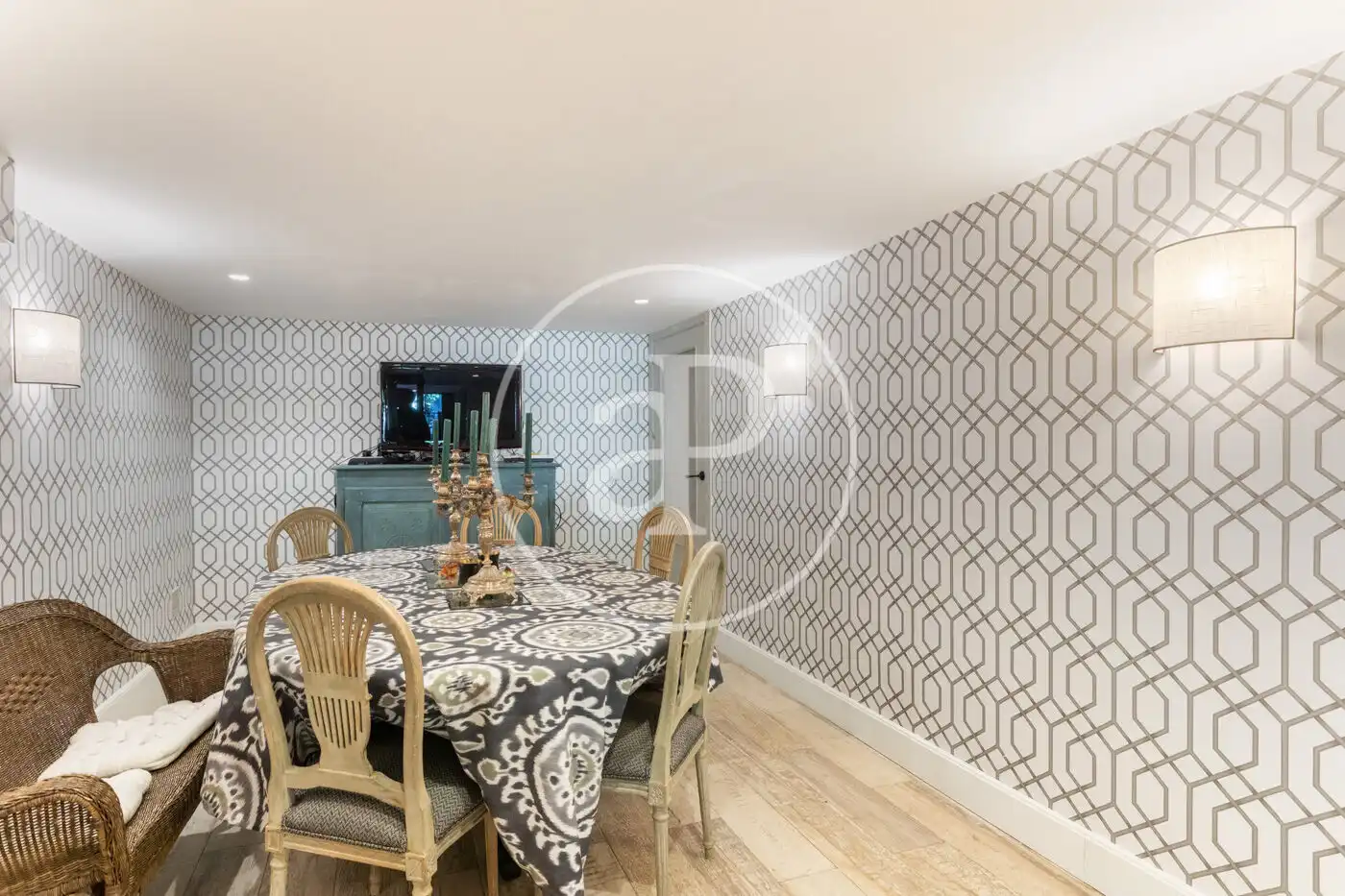 Comedor de Casa adosada en venta en La Moraleja con Aire acondicionado, Calefacción y Jardín privado