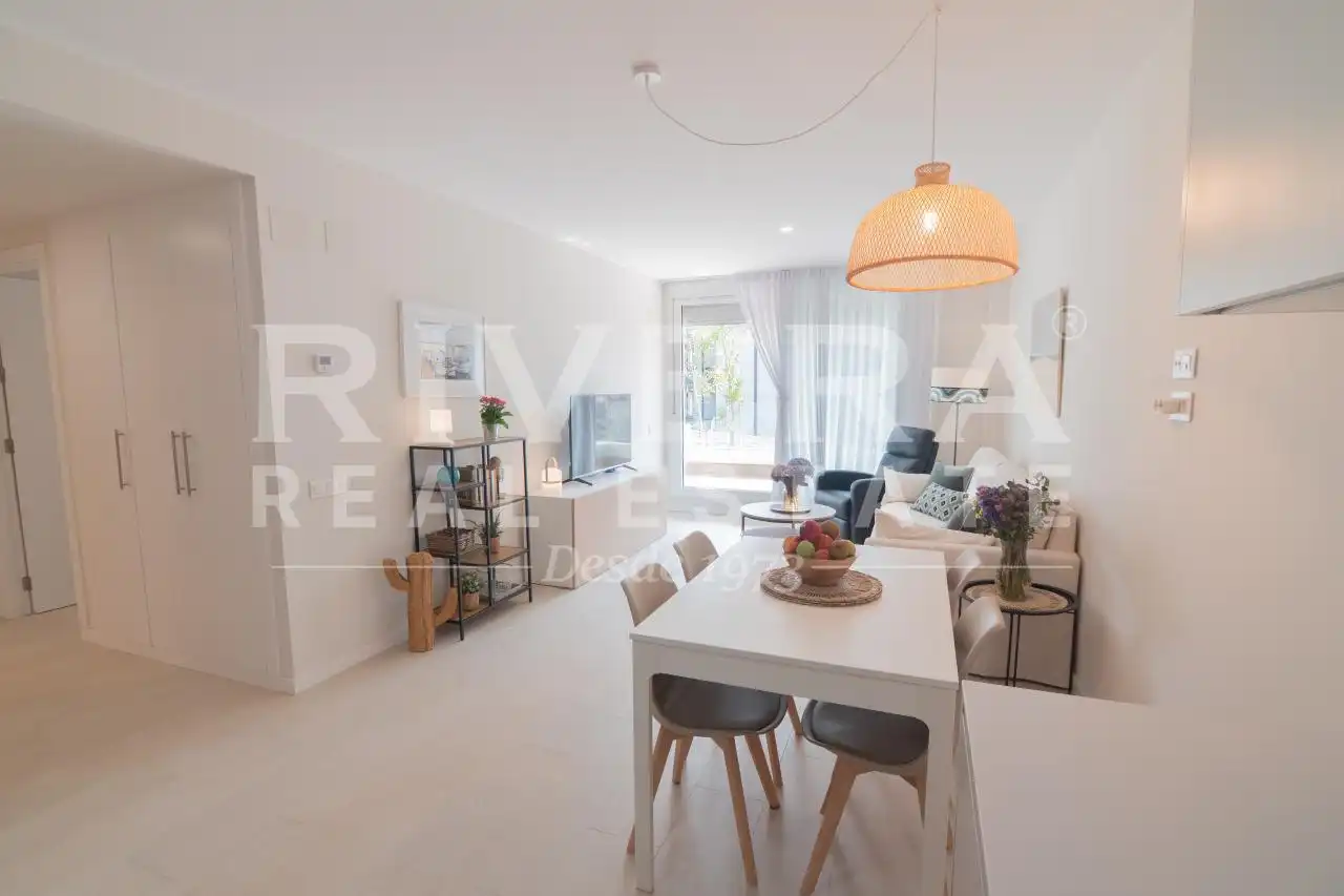 Sala de estar de Piso en venta en Sanxenxo con Calefacción, Terraza y Trastero