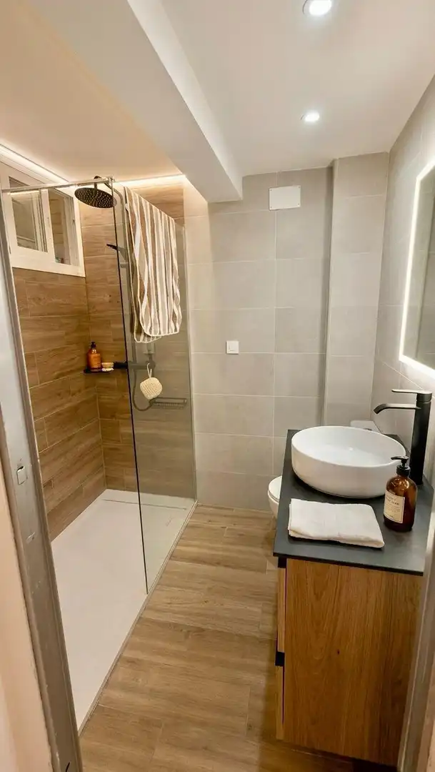 Badezimmer von Wohnung zum Verkauf in Vélez-Málaga mit Klimaanlage, Terrasse und Möbliert