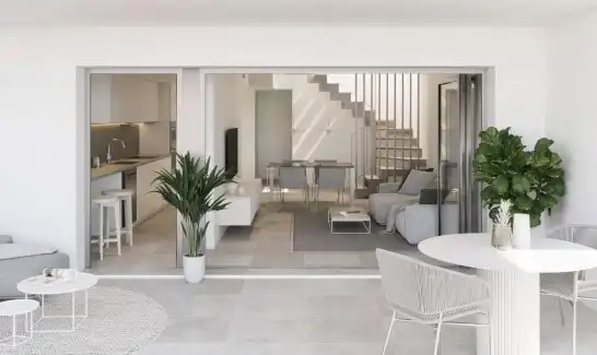 Piso con terraza en venta en Sur, imagen 2