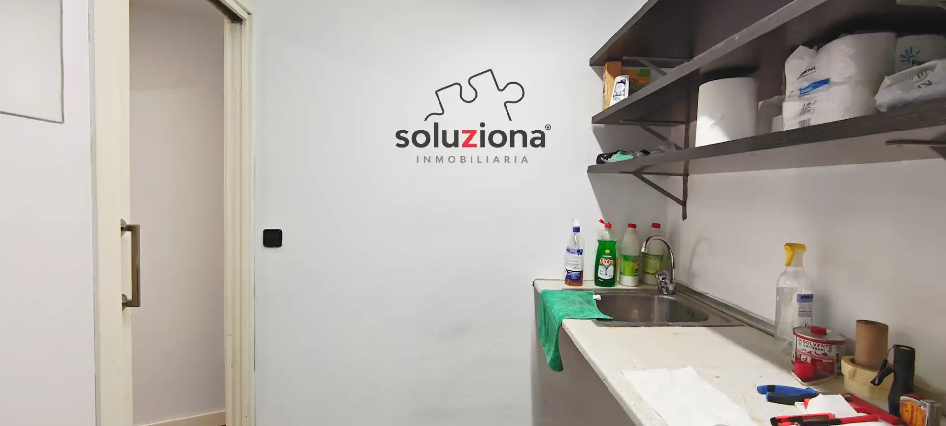 Küche von Büro zur Miete in Getafe mit Klimaanlage und Heizung