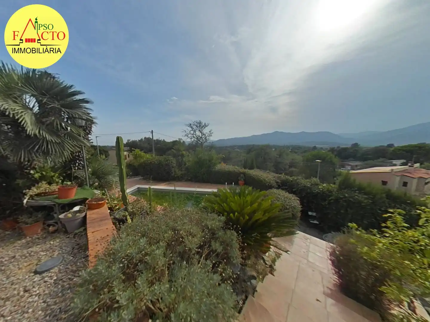 Jardí de Casa o xalet en venda en Bescanó amb Calefacció, Terrassa i Traster