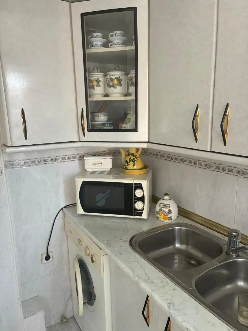 Kitchen of Flat for sale in Aranjuez  with Air Conditioner, Terrace and Storage room