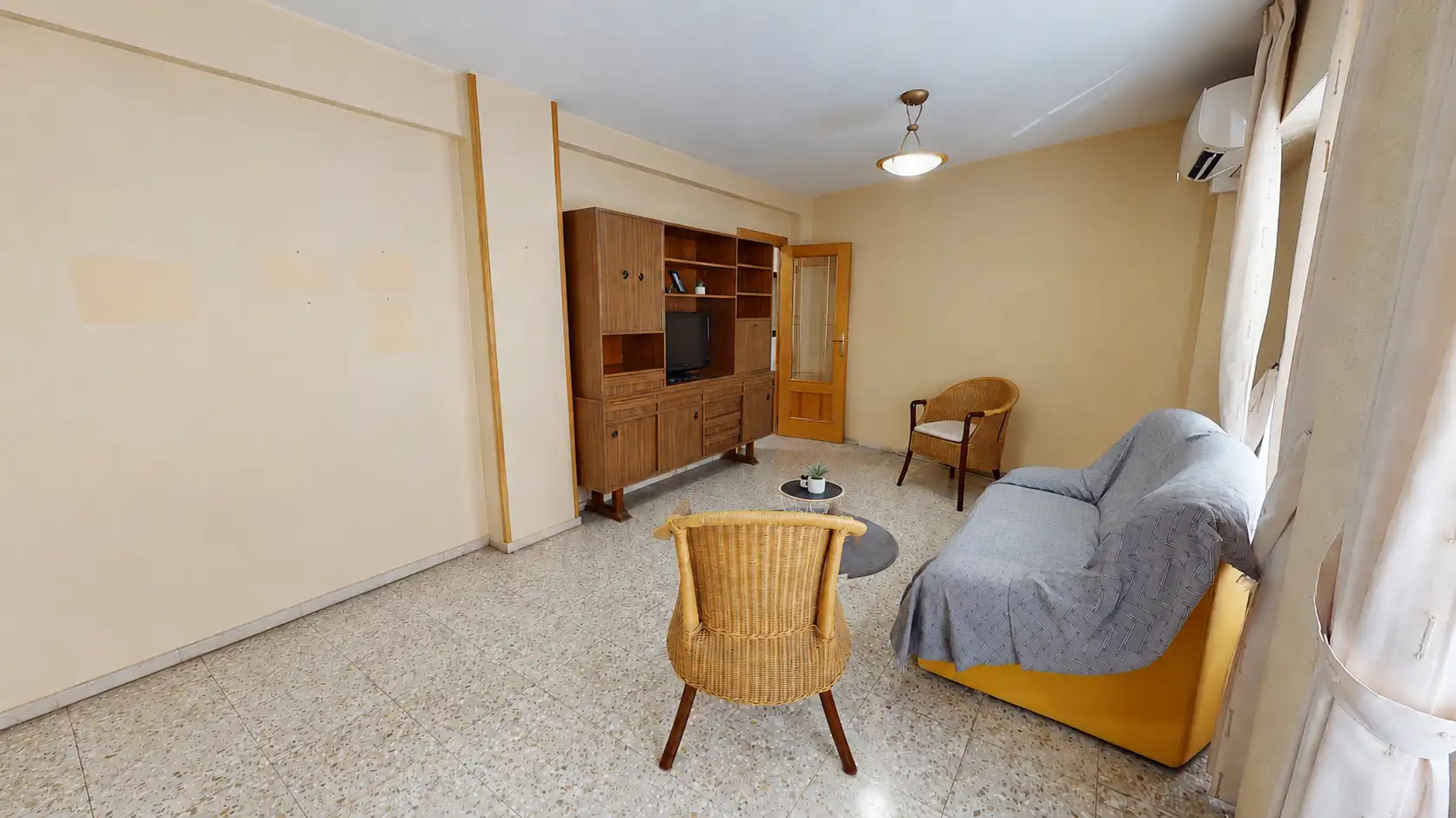 Living room of Flat for sale in Alicante / Alacant  with Air Conditioner and Furnished