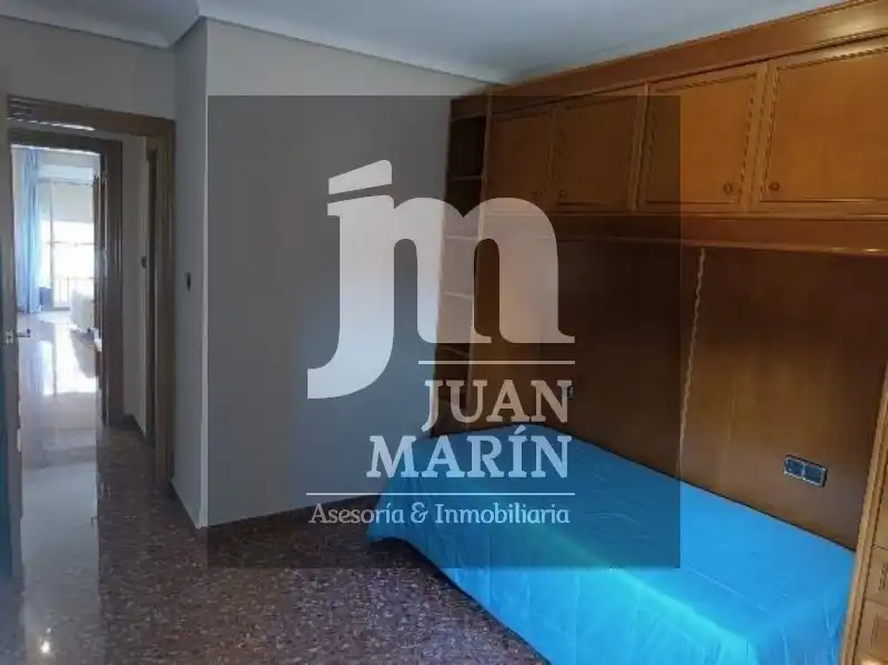 Flat for rent in Ensanche - Franciscanos