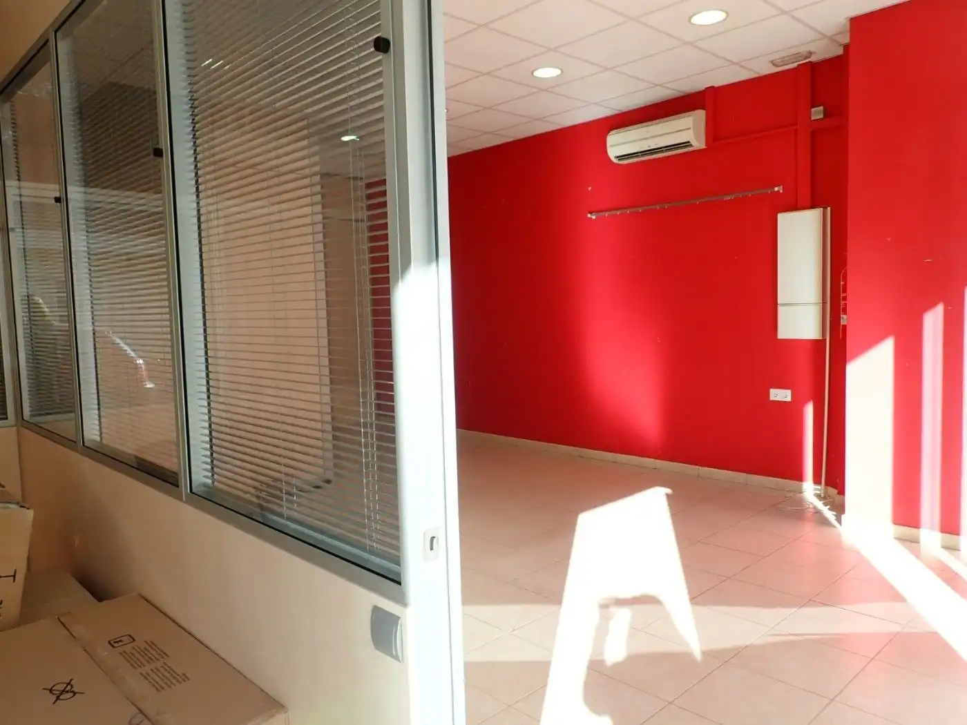Büro zur Miete in Gavà mit Klimaanlage, Heizung und Möbliert