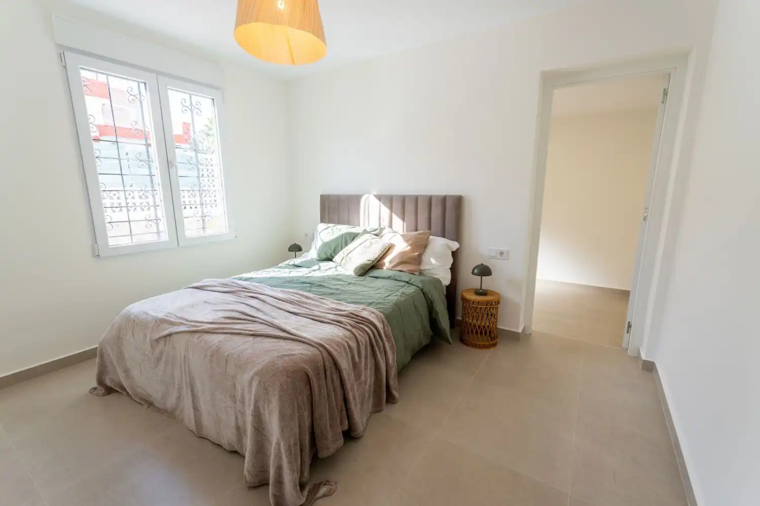 Detached house with pool for sale in Playa de los Locos, imagen 28