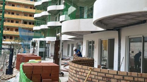 Foto 5 de Piso en venta en Calle Martínez Catena, Puerto Deportivo, Fuengirola