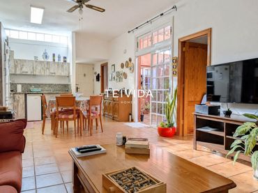 Maison mitoyenne avec piscine à vendre à Avenida José Antonio Tavío