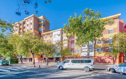 Vista exterior de Pis en venda en  Sevilla Capital