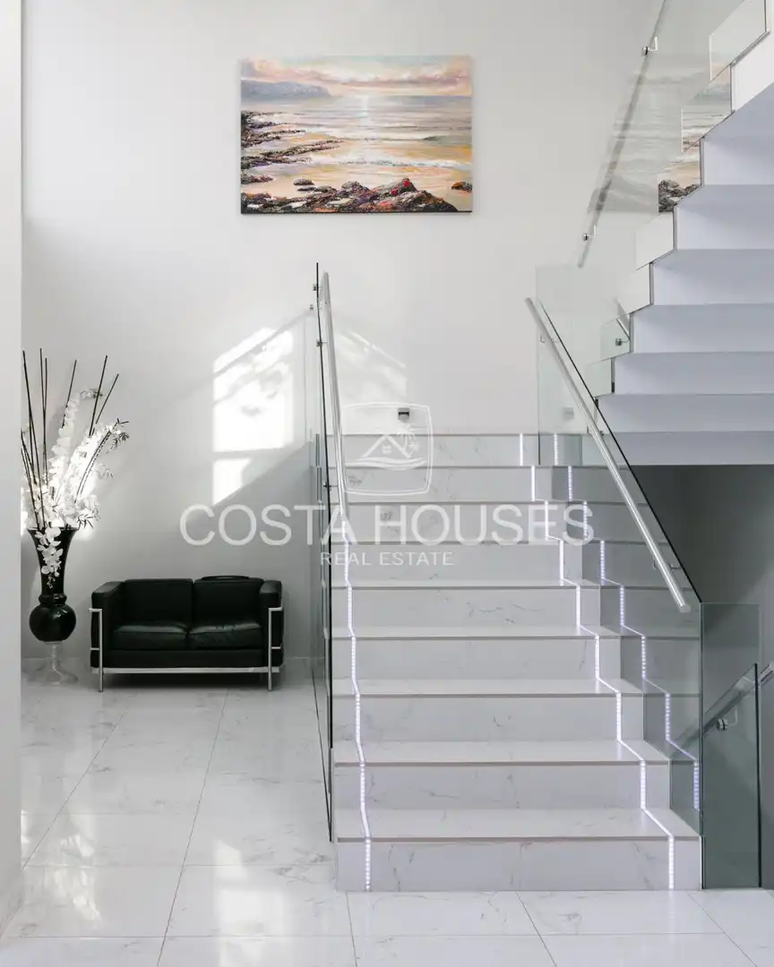 Houses for sale in Jávea / Xàbia  with Air Conditioner, Private garden and Terrace