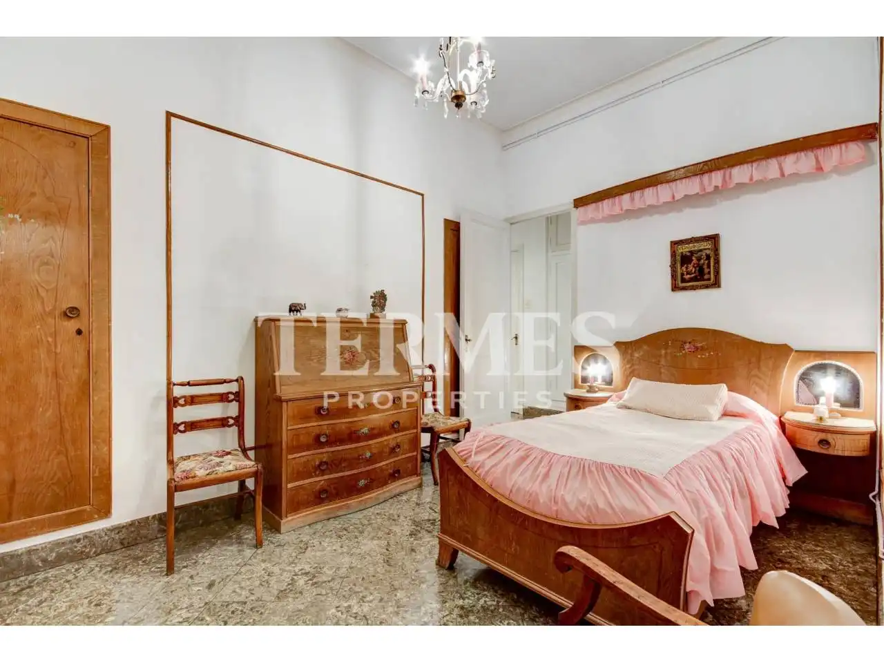 Habitación de Casa adosada en venta en Mataró con Aire acondicionado, Calefacción y Jardín privado