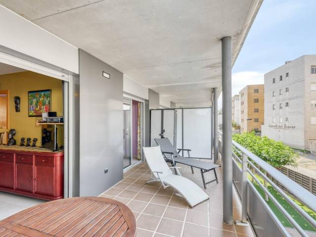 Piso en Venta en Carrer de Joanot Martorell, 6, Roses, Espanya, -1 en Salatar