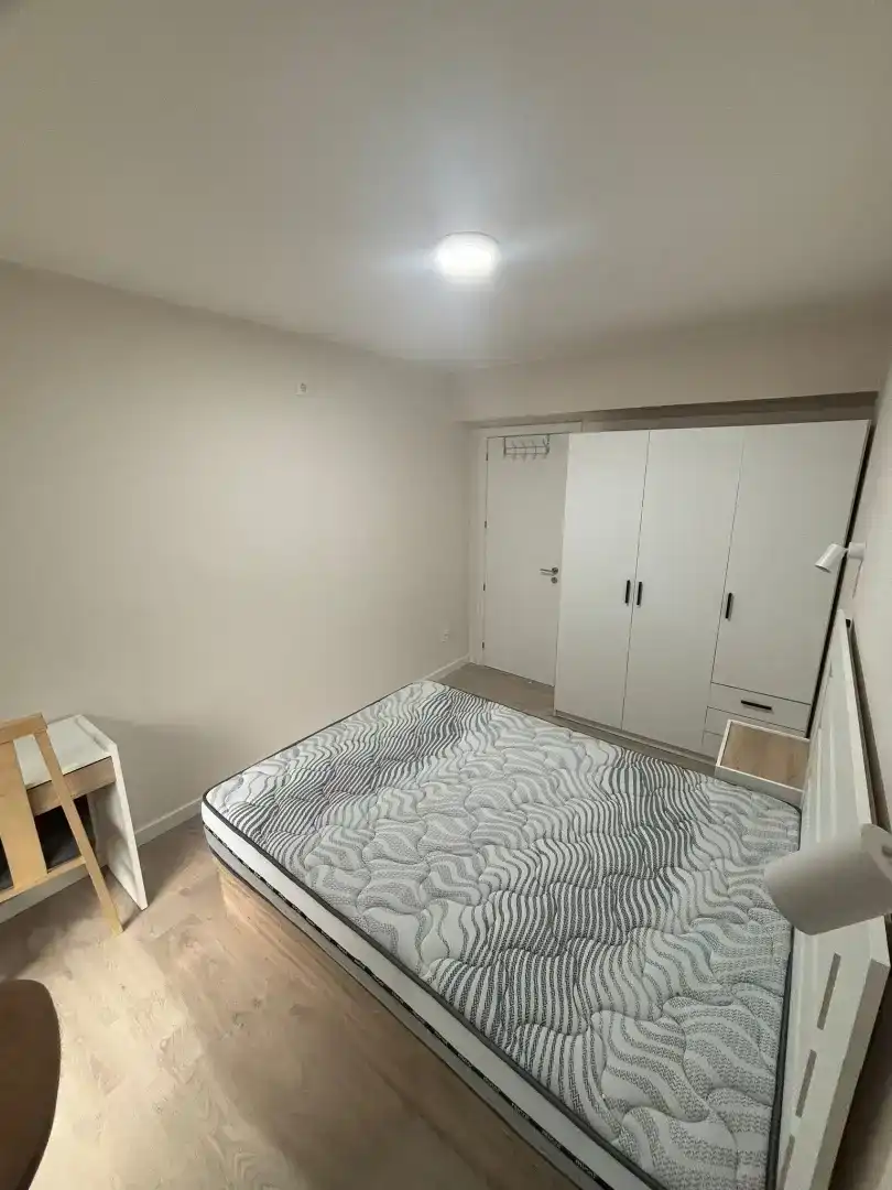 Bedroom of Flat for rent in Vigo   with Private garden, Parquet flooring and Storage room