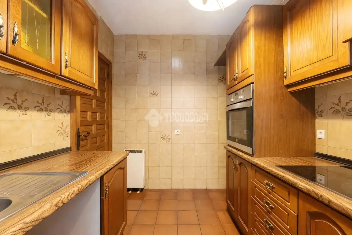 Cocina de Casa adosada en venta en Torrelodones con Calefacción, Jardín privado y Terraza
