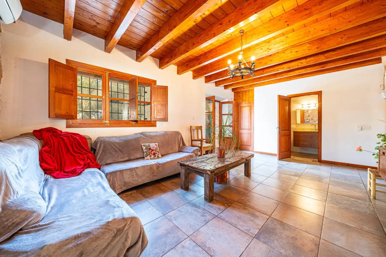 Sala de estar de Casa adosada en venta en Campos con Aire acondicionado, Calefacción y Jardín privado