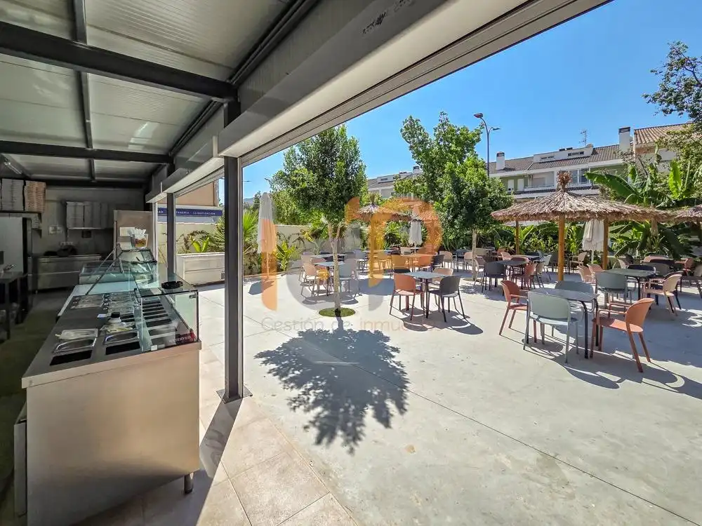 Terraza de Local de alquiler en Huércal-Overa con Aire acondicionado y Amueblado