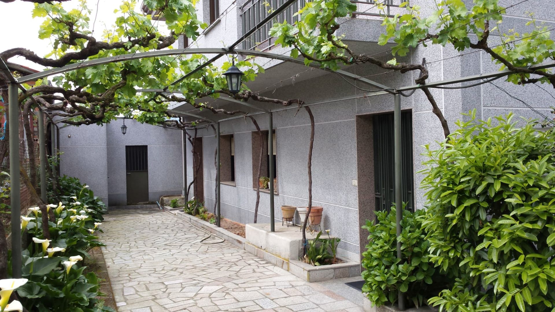 Jardín de Casa o chalet en venta en Ourense Capital  con Calefacción, Jardín privado y Trastero