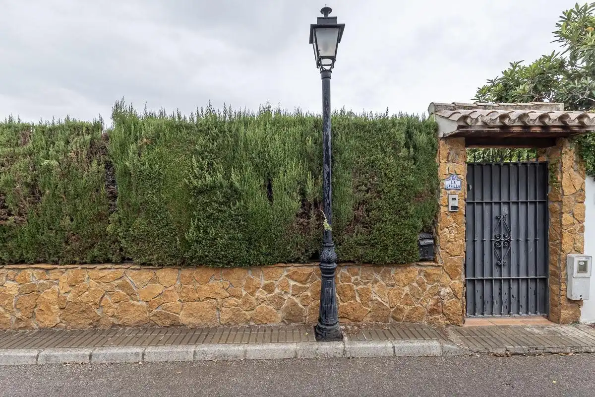 Vista exterior de Casa o chalet en venta en Residencial Triana - Barrio Alto