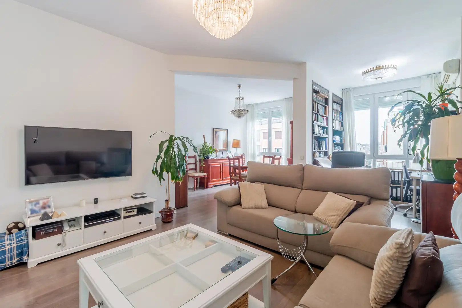 Sala d'estar de Apartament en venda en Madrid amb Calefacció