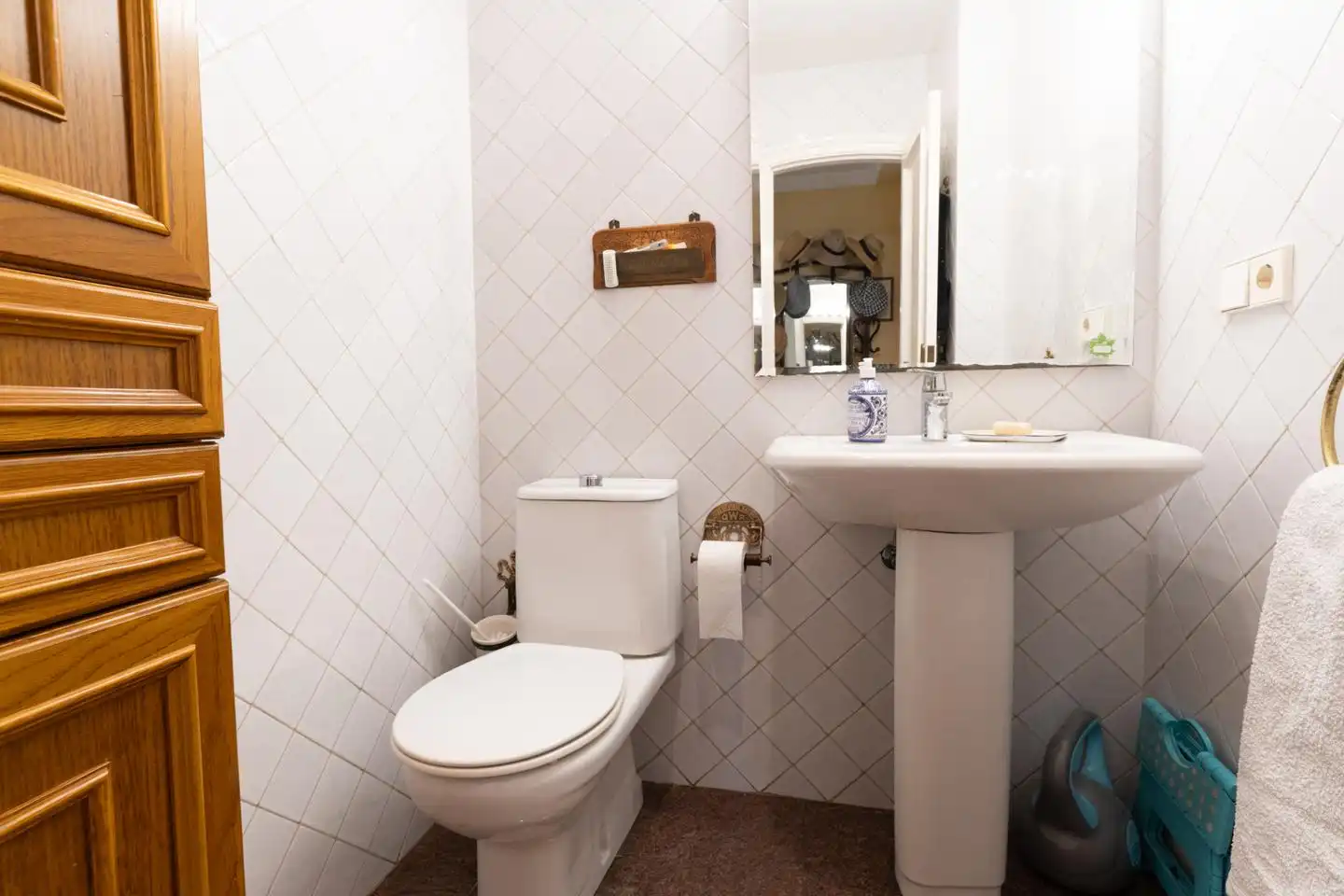 Bany de Casa o xalet en venda en Elche / Elx amb Calefacció, Jardí privat i Parquet