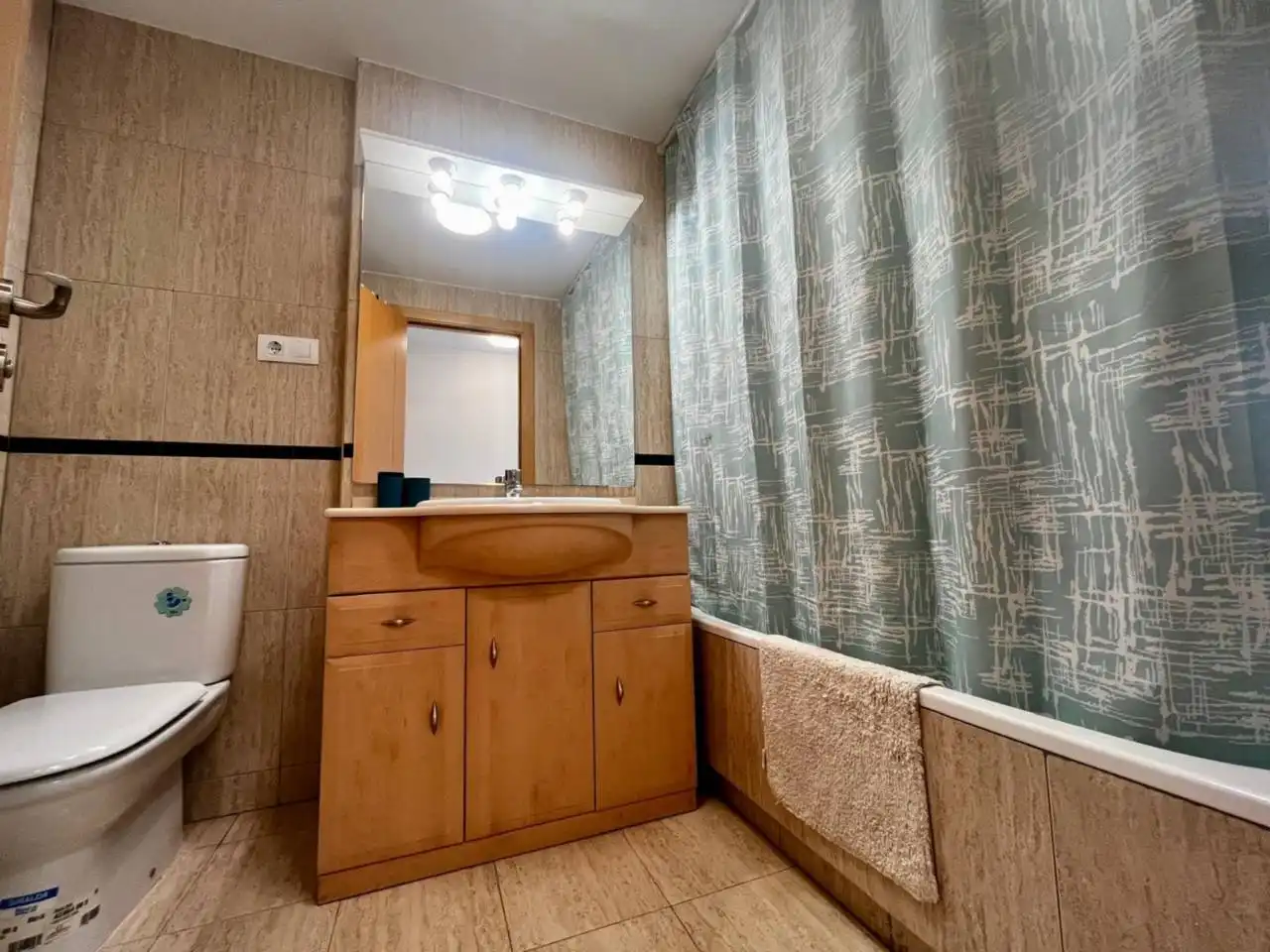 Badezimmer von Wohnung zum Verkauf in San Jorge / Sant Jordi mit Klimaanlage, Heizung und Terrasse