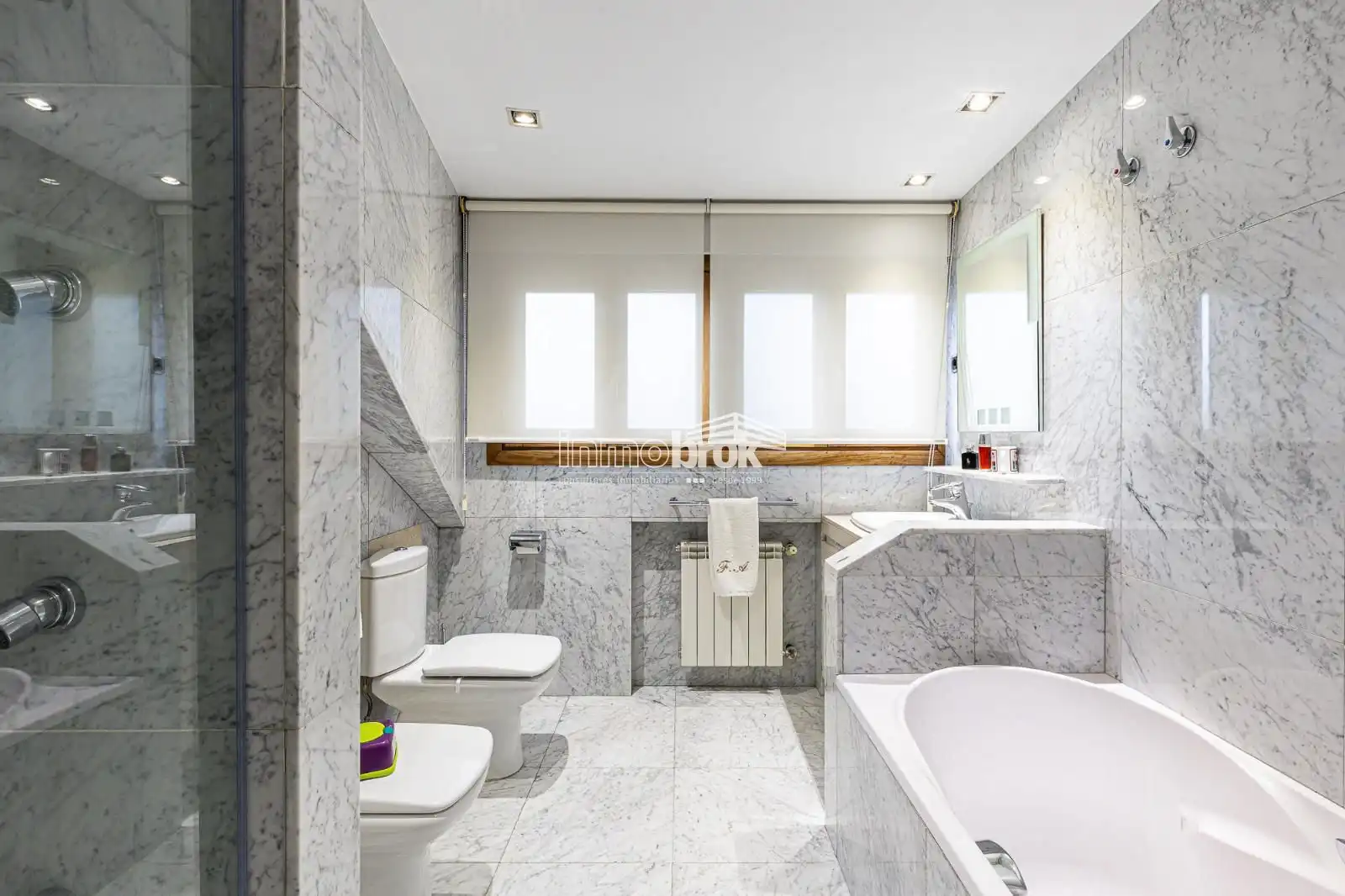 Baño de Casa o chalet en venta en Madrid con Aire acondicionado, Calefacción y Terraza
