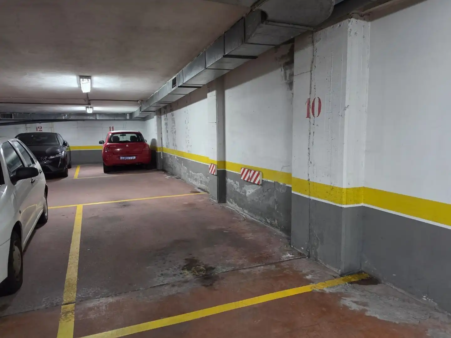 Parking de Piso en venta en A Coruña Capital  con Calefacción y Trastero