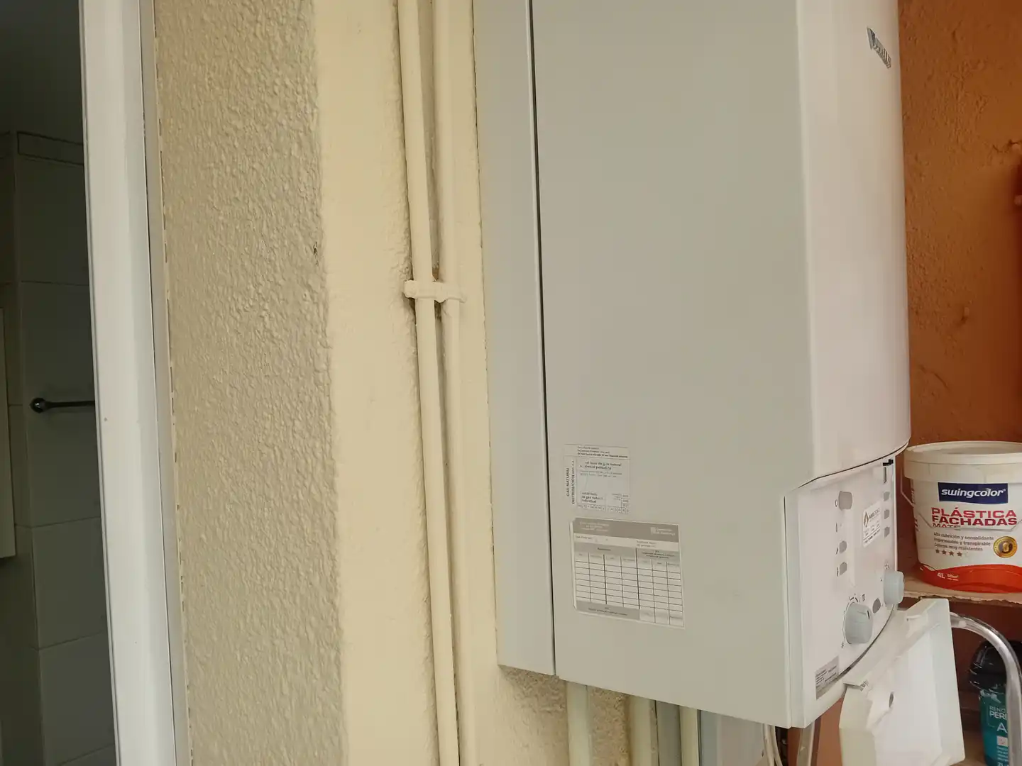 Vista exterior de Piso en venta en Girona con Calefacción, Terraza y Internet
