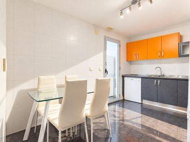 Flat with lift for sale in Norte
