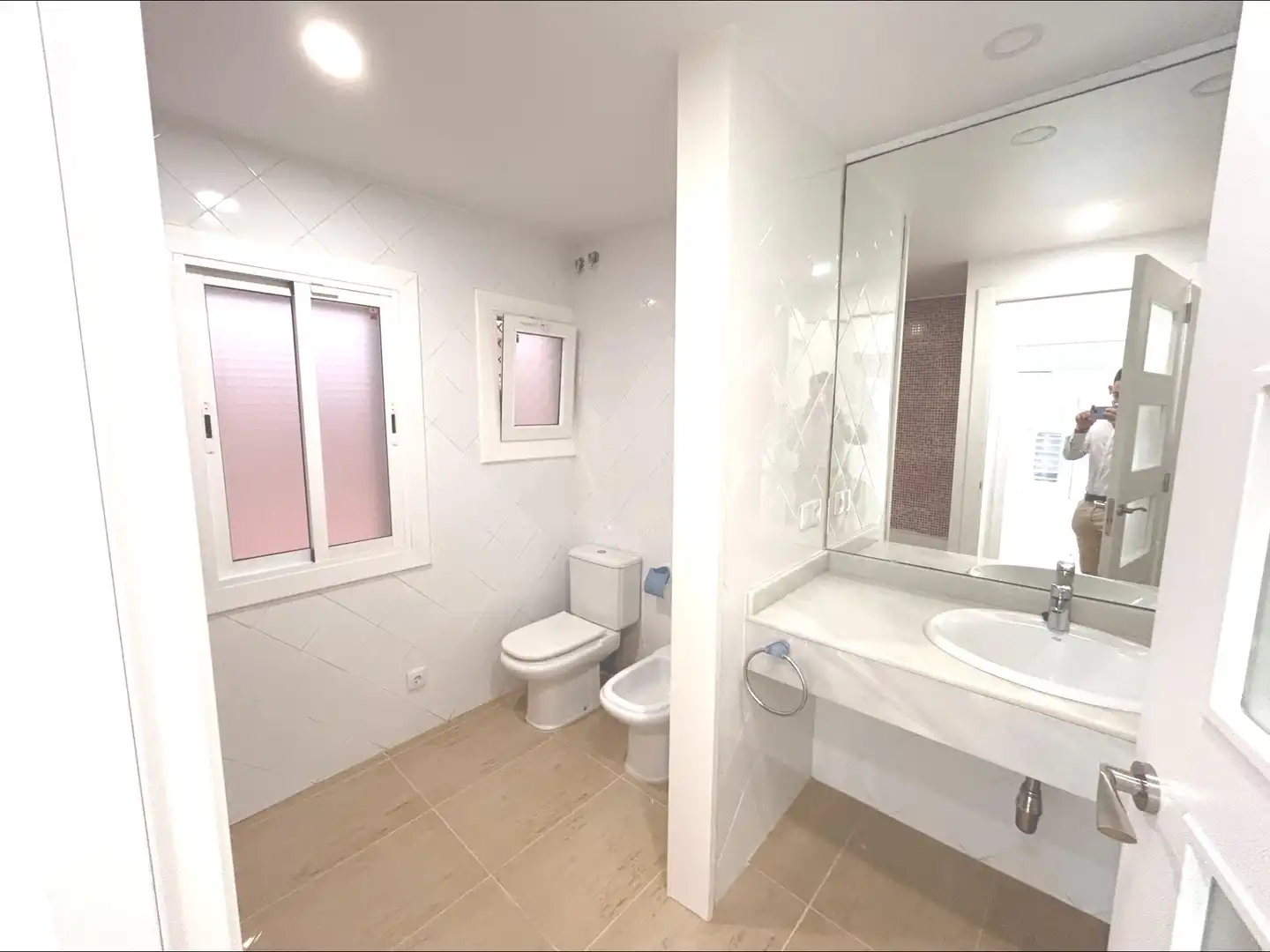 Baño de Planta baja en venta en Mataró con Aire acondicionado, Calefacción y Alarma