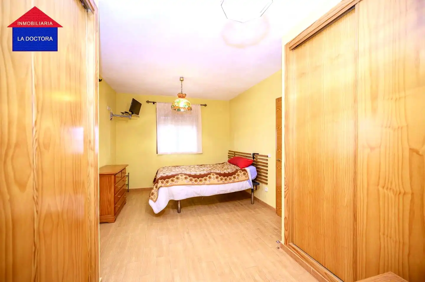 Habitación de Casa o chalet en venta en Méntrida con Aire acondicionado, Calefacción y Jardín privado