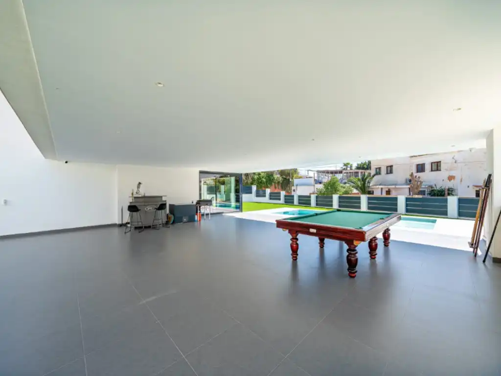 Vista exterior de Casa o chalet en venta en Torremolinos