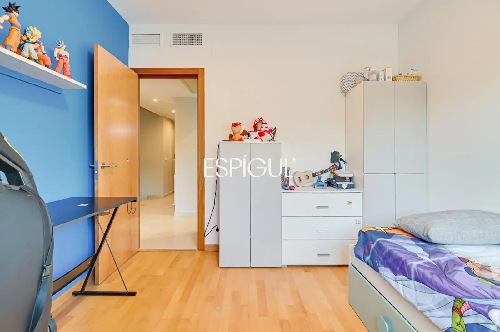 Habitación de Casa o chalet en venta en Aiguaviva con Aire acondicionado, Calefacción y Parquet