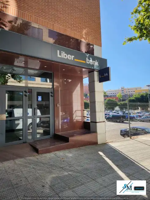 Local comercial en venda a Calle Reino Unido 2, imagen 2