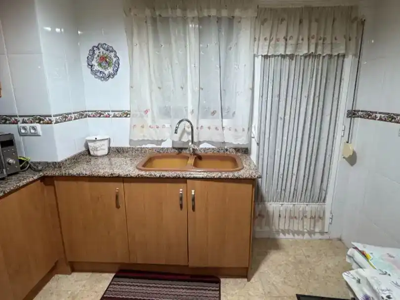 Cocina de Piso en venta en Sagunto / Sagunt con Terraza y Balcón