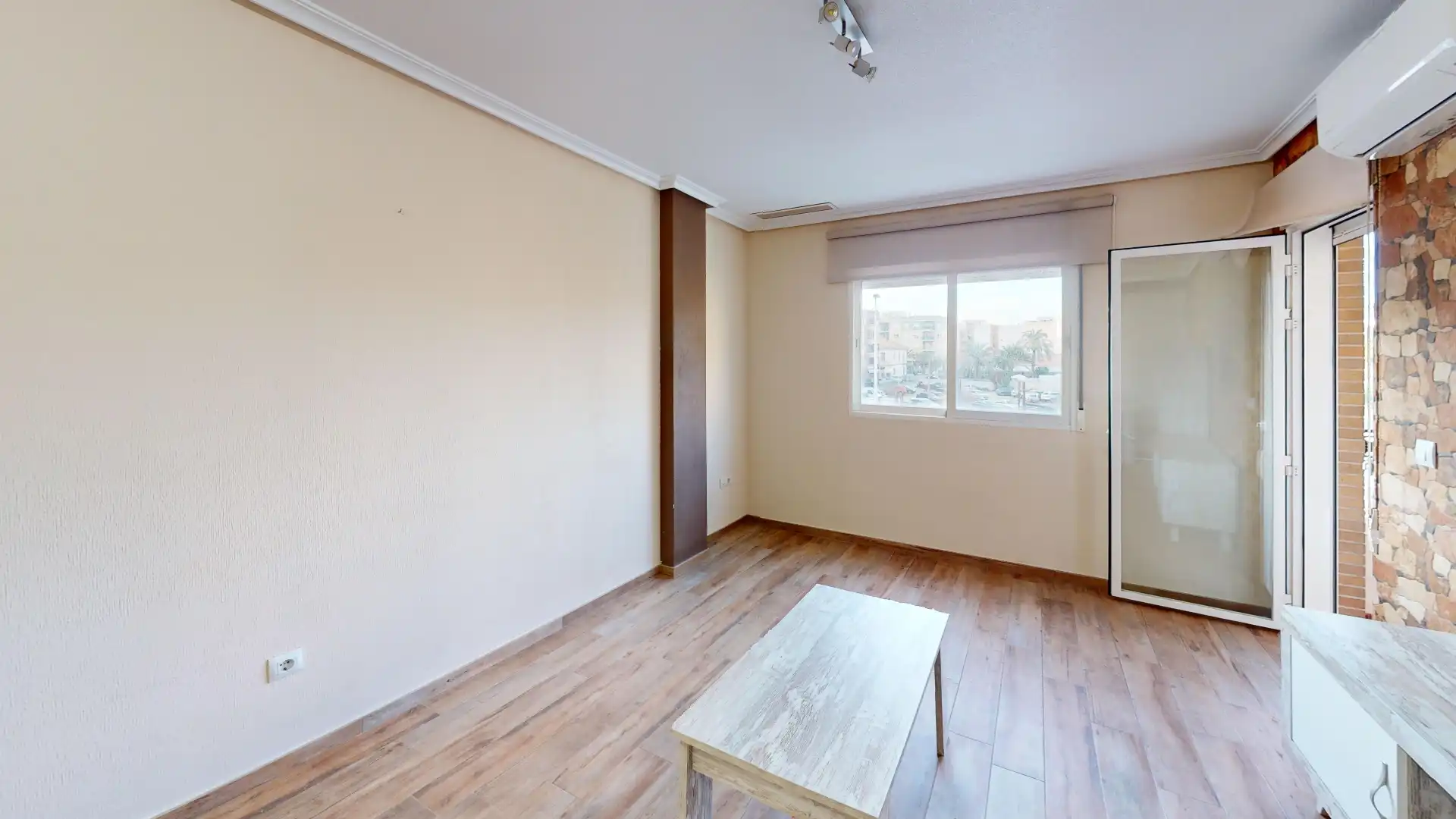 Habitación de Piso en venta en Elche / Elx con Aire acondicionado, Calefacción y Terraza