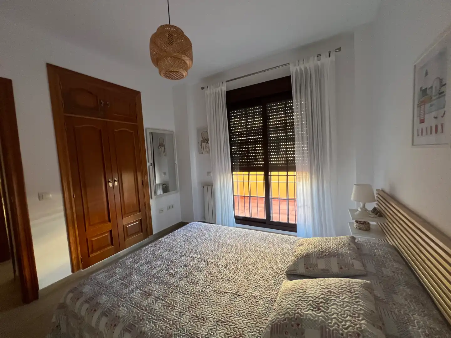 Dormitori de Casa adosada en venda en Espartinas amb Aire condicionat, Calefacció i Jardí privat