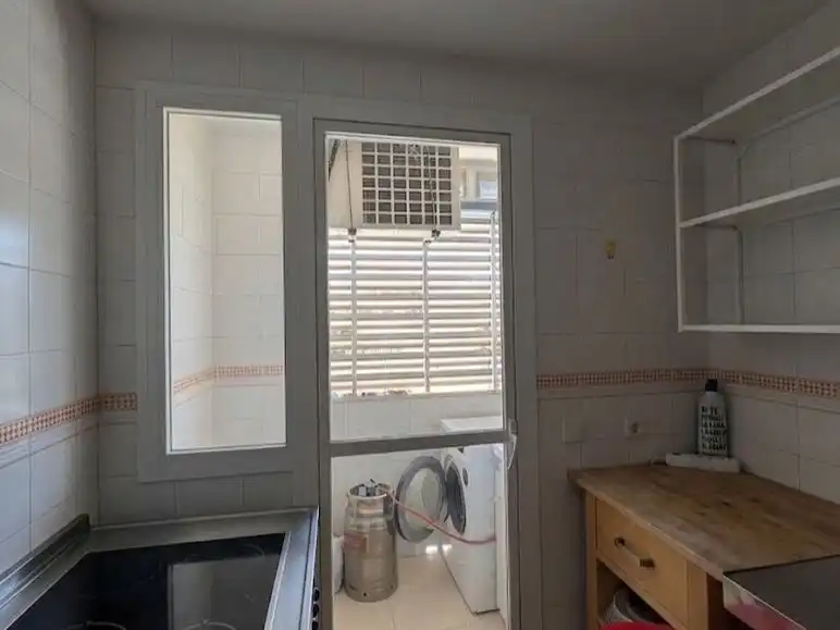 Cocina de Piso en venta en Sevilla con Aire acondicionado, Amueblado y Balcón
