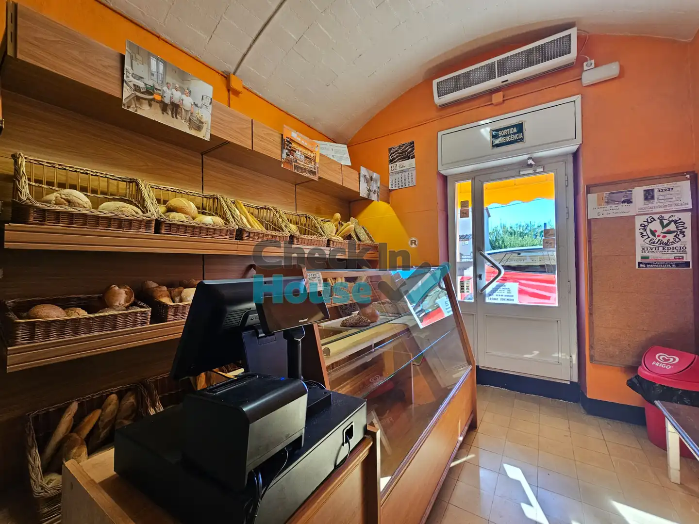 Local comercial en traspàs a Celrà, imagen 3