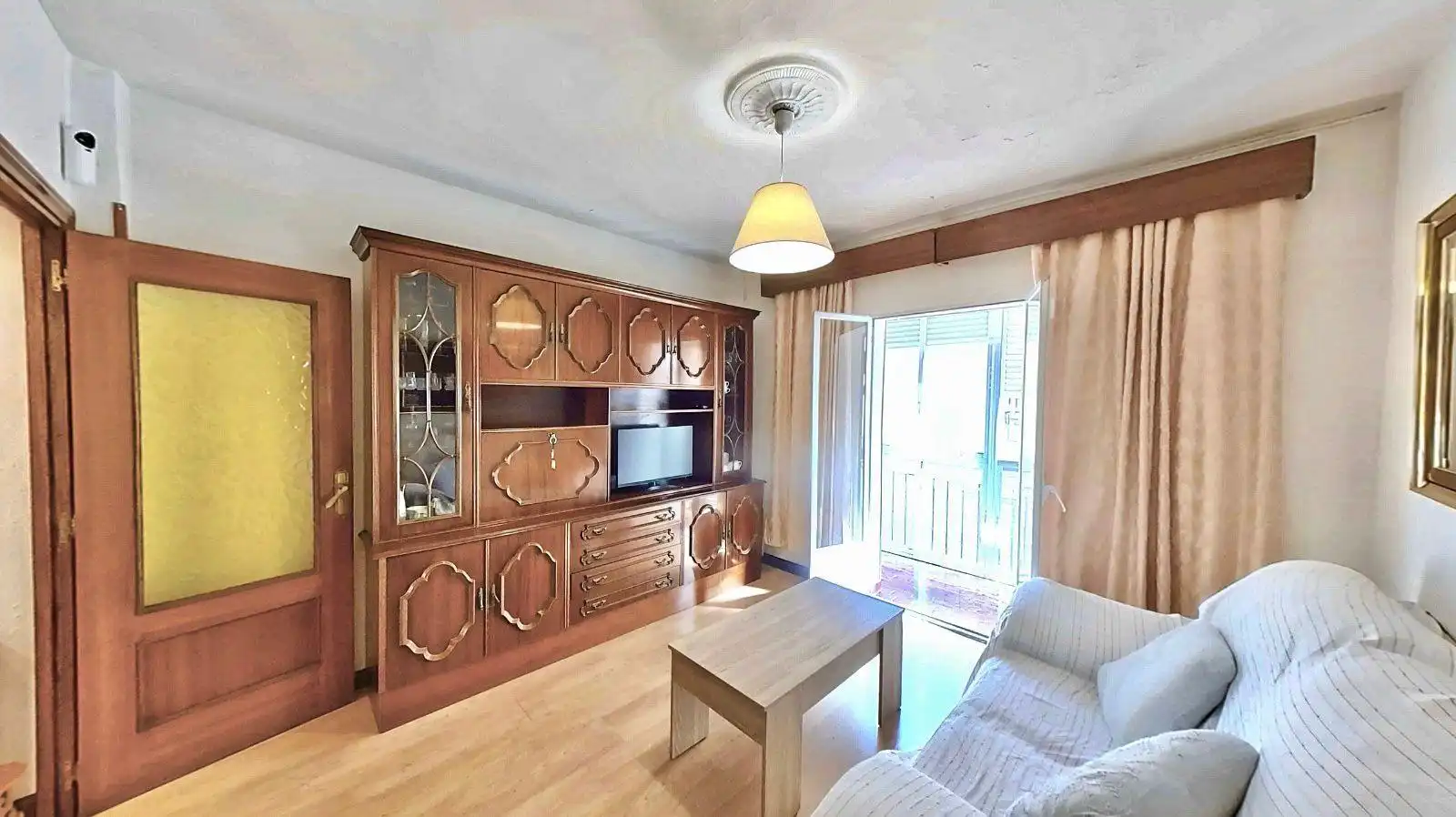 Living room of Apartments for sale in Madrid  with Heating, Parquet flooring and Terrace