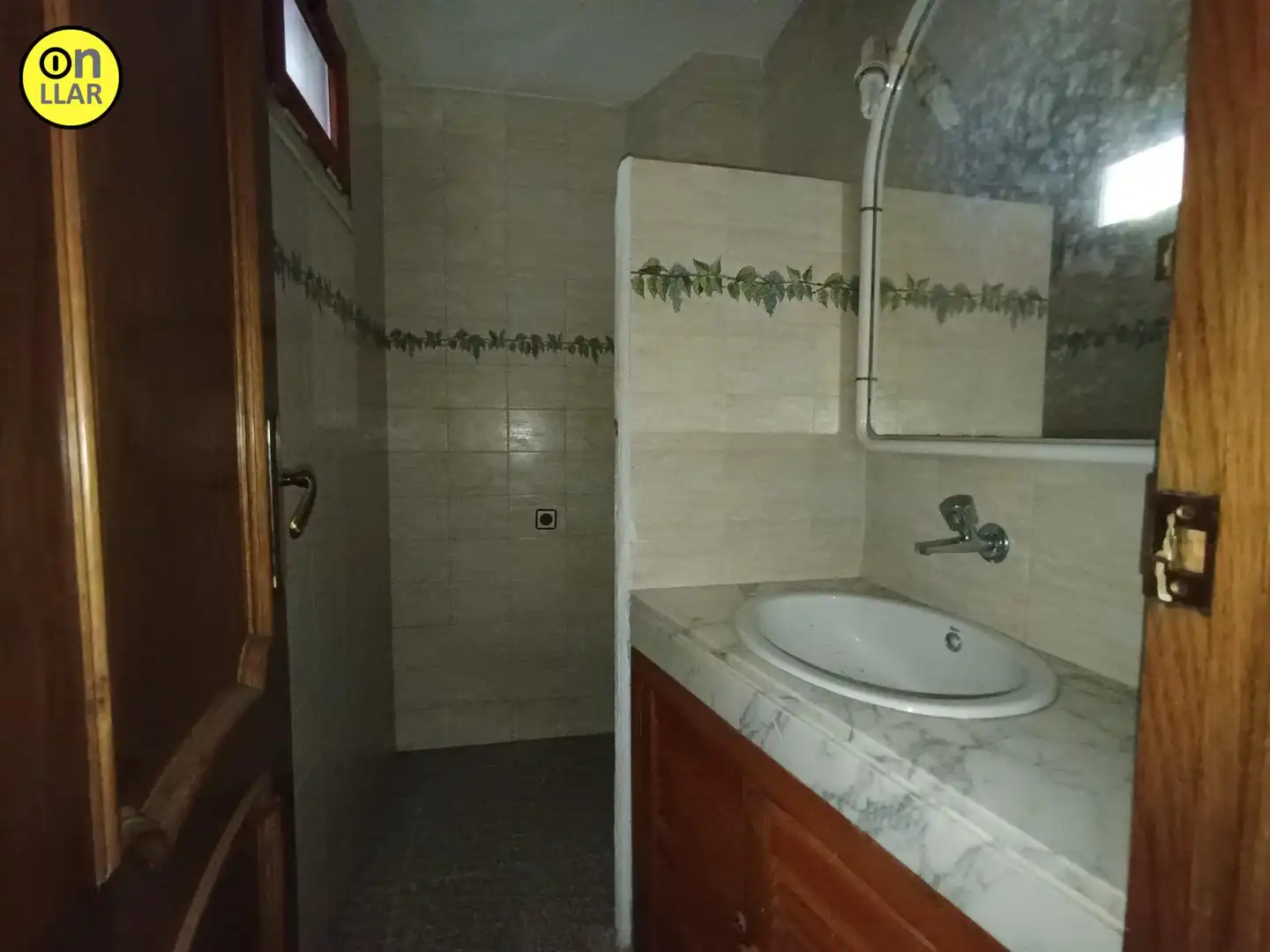 Badezimmer von Haus oder Chalet zum Verkauf in Sant Fost de Campsentelles mit Privatgarten, Terrasse und Abstellraum